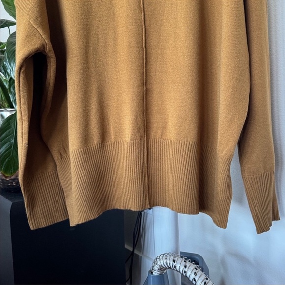 NWT Double Zero Mustard Oversized Slouchy Lightweight Pullover Sweater Sz L - Picture 8 of 9